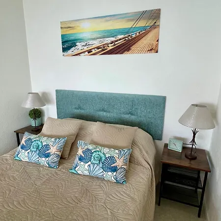 4 Pers Front De - 10m De La